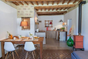 Leontine Home in Mondaino by Yohome